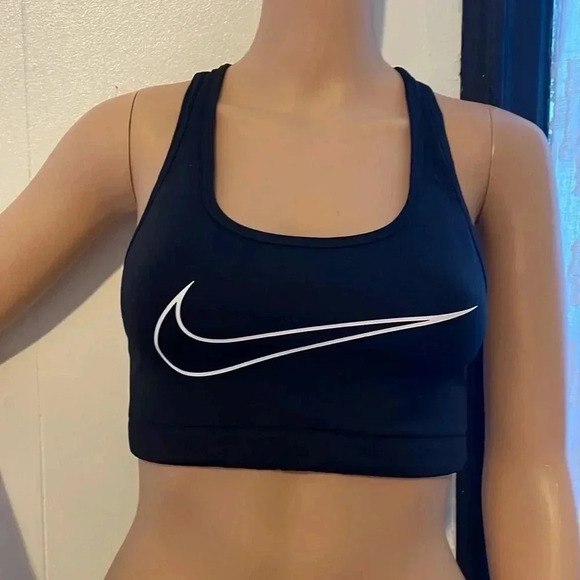 Nike athletic top - Picture 1 of 8
